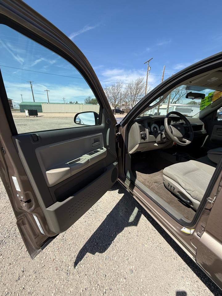 Dodge Dakota SLT Crew Cab 4WD 2010