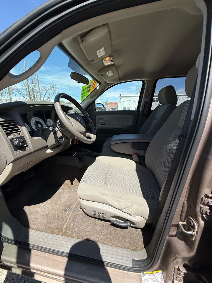 Dodge Dakota SLT Crew Cab 4WD 2010