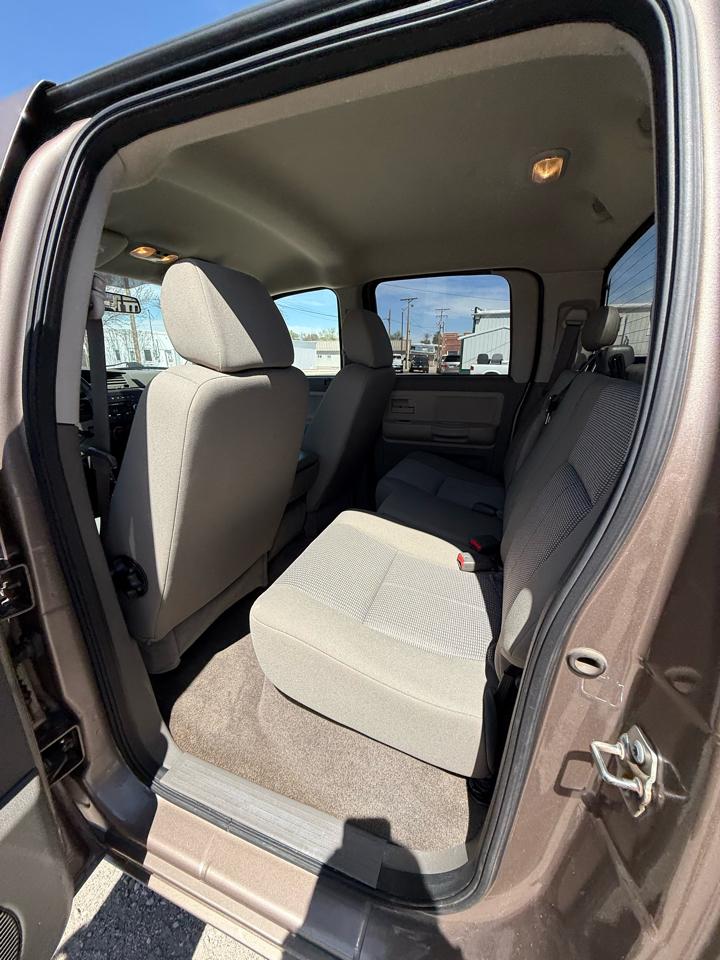 Dodge Dakota SLT Crew Cab 4WD 2010