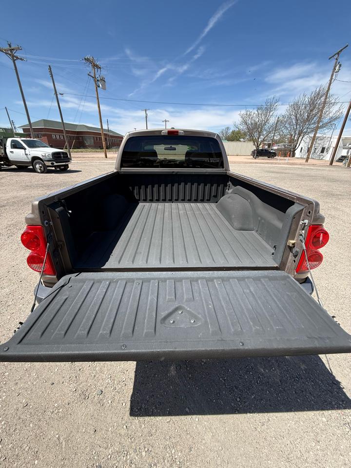Dodge Dakota SLT Crew Cab 4WD 2010