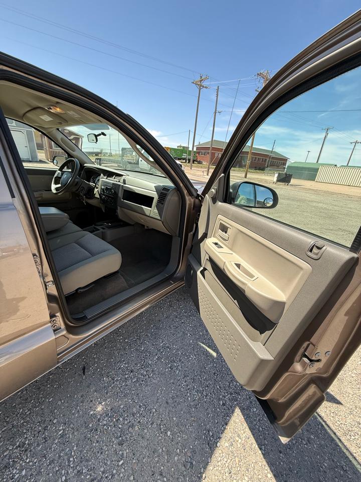 Dodge Dakota SLT Crew Cab 4WD 2010