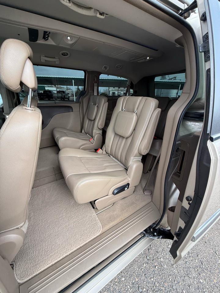 Chrysler Town & Country Touring 2014