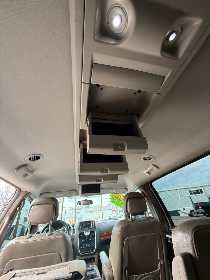 Chrysler Town & Country Touring 2014