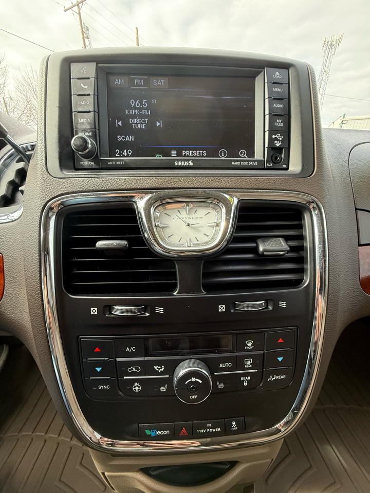 Chrysler Town & Country Touring 2014