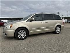 2014 Chrysler Town & Country 