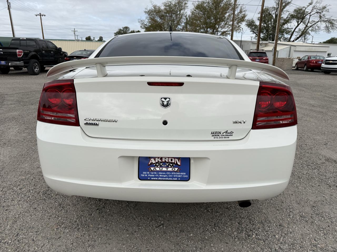 Dodge Charger 4dr Sdn SXT AWD 2008