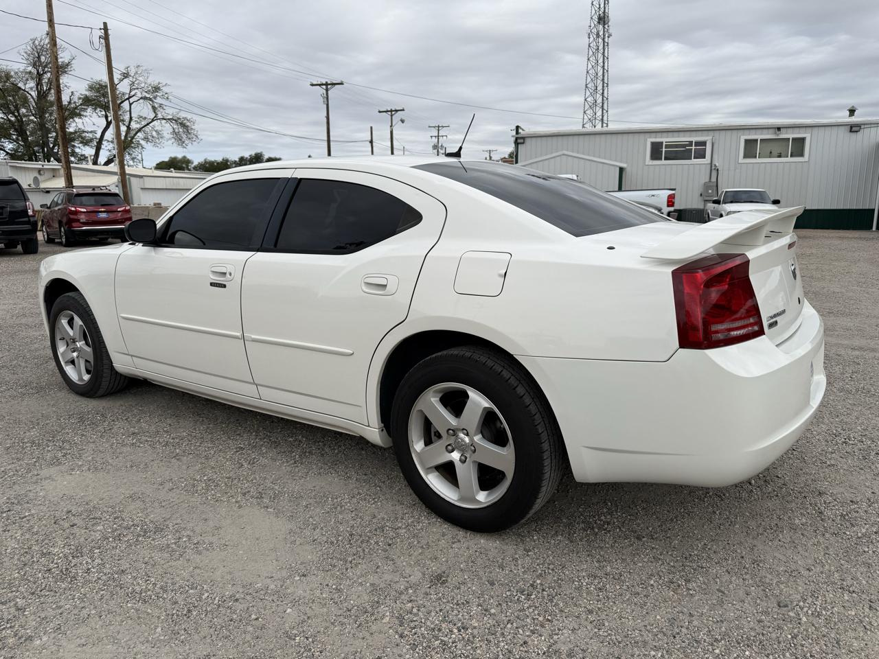 Dodge Charger 4dr Sdn SXT AWD 2008