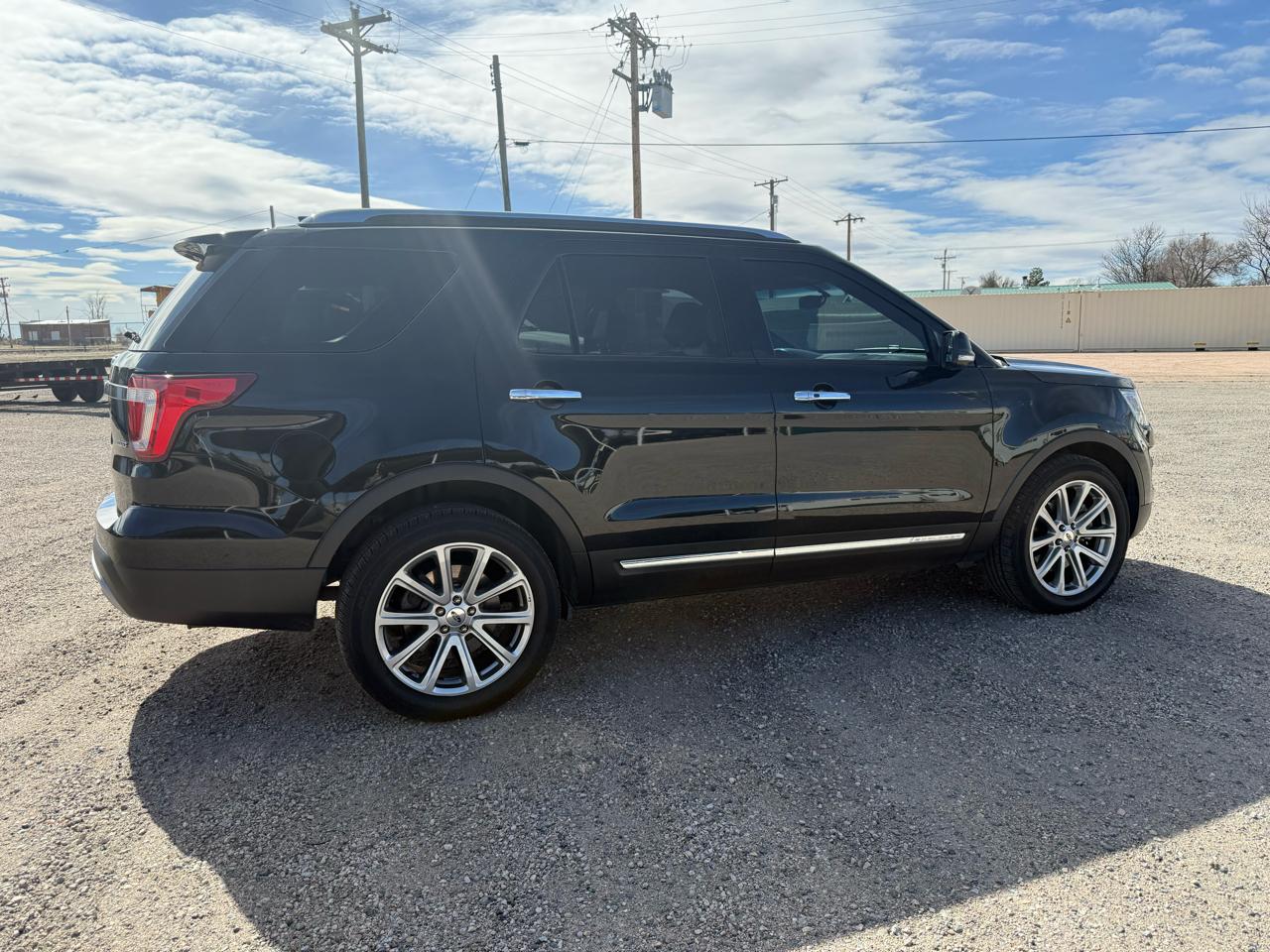 Ford Explorer Limited 4WD 2017