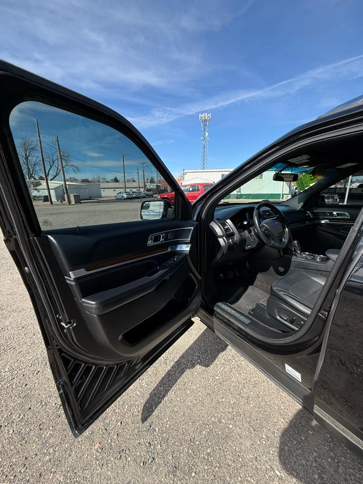 Ford Explorer Limited 4WD 2017