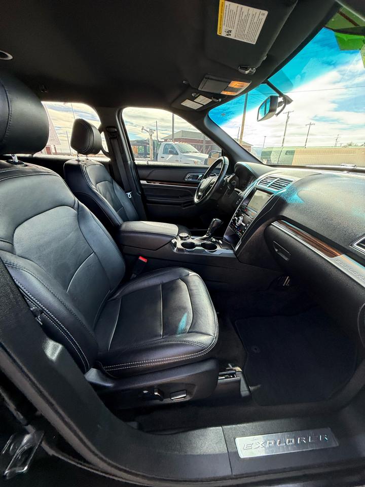 Ford Explorer Limited 4WD 2017