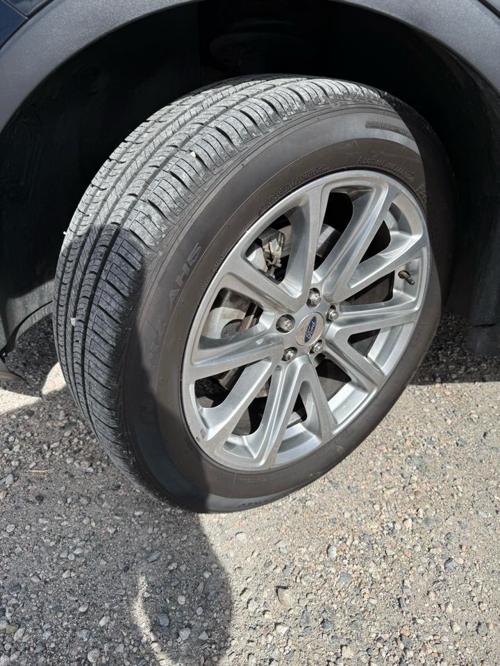 Ford Explorer Limited 4WD 2017