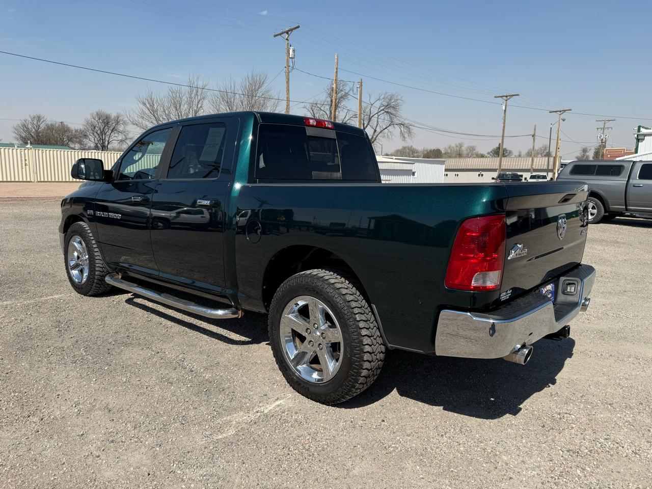 RAM 1500 Laramie Crew Cab 4WD SWB 2011