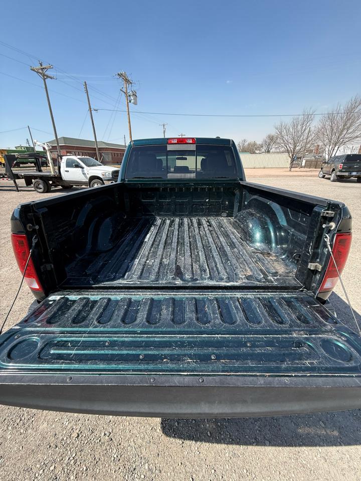 RAM 1500 Laramie Crew Cab 4WD SWB 2011