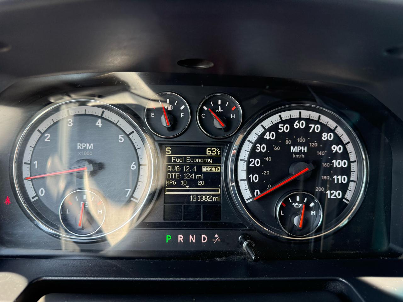 RAM 1500 Laramie Crew Cab 4WD SWB 2011