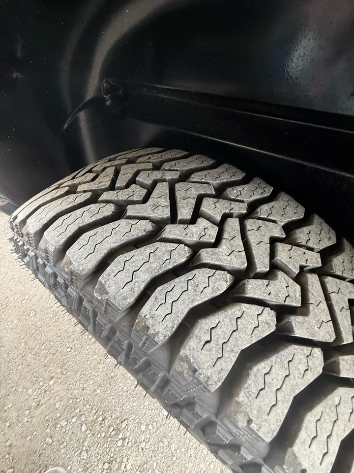 RAM 1500 Laramie Crew Cab 4WD SWB 2011