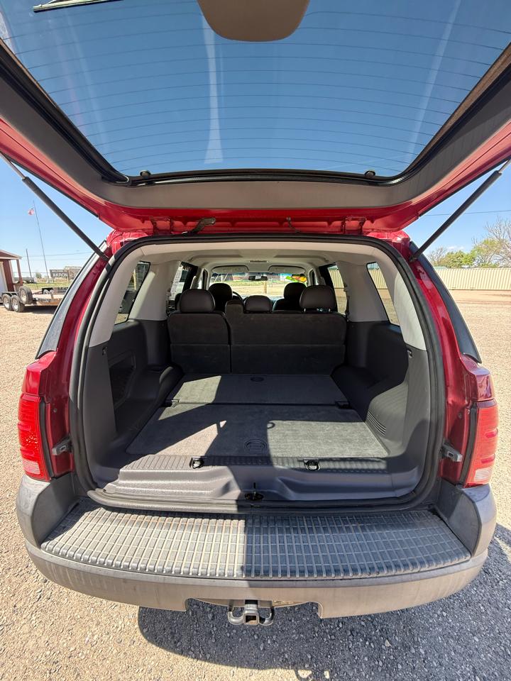 Ford Explorer XLS 4.0L 4WD 2004