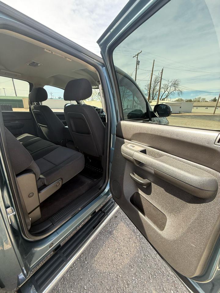 Chevrolet Silverado 1500 LS Crew Cab Short Box 4WD 2012