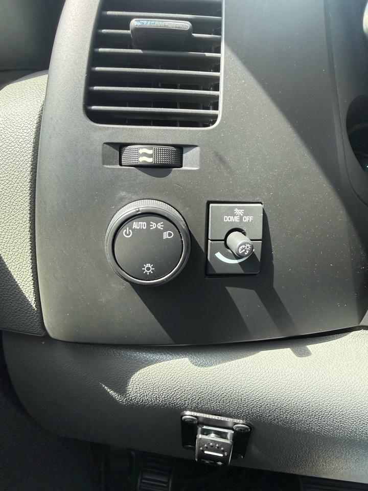 Chevrolet Silverado 1500 LS Crew Cab Short Box 4WD 2012