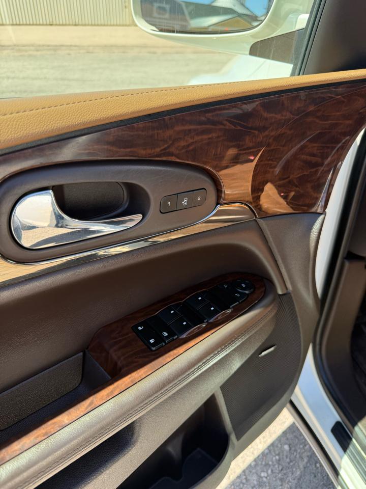 Buick Enclave Leather AWD 2015
