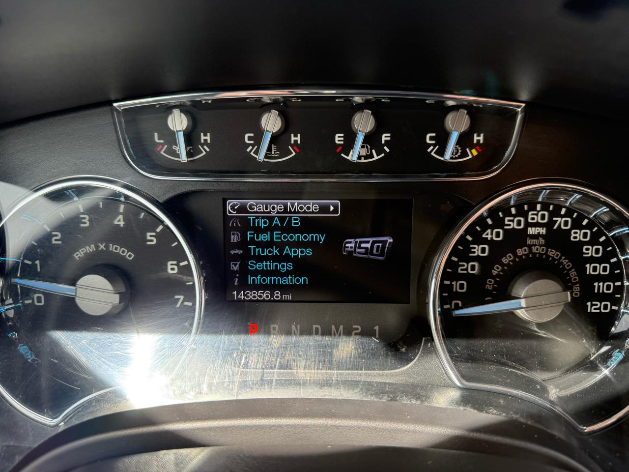 Ford F-150 Lariat SuperCrew 6.5-ft Box 4WD 2012