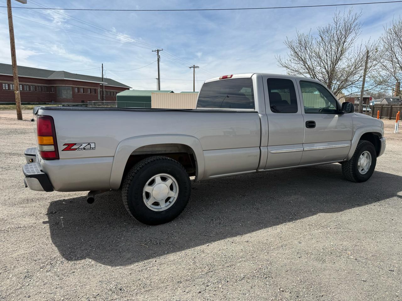 GMC Sierra 1500 SLE Ext. Cab Long Bed 4WD 2004