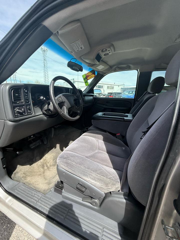 GMC Sierra 1500 SLE Ext. Cab Long Bed 4WD 2004