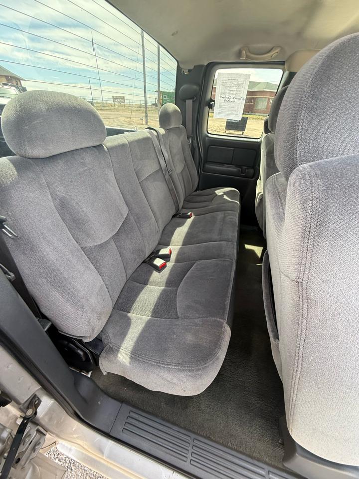 GMC Sierra 1500 SLE Ext. Cab Long Bed 4WD 2004