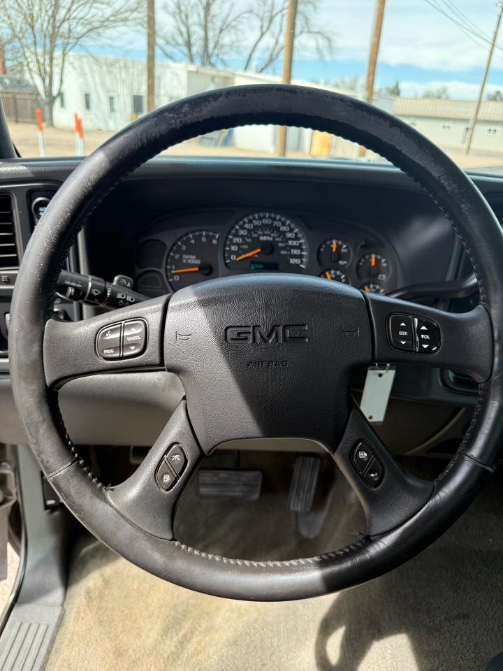 GMC Sierra 1500 SLE Ext. Cab Long Bed 4WD 2004