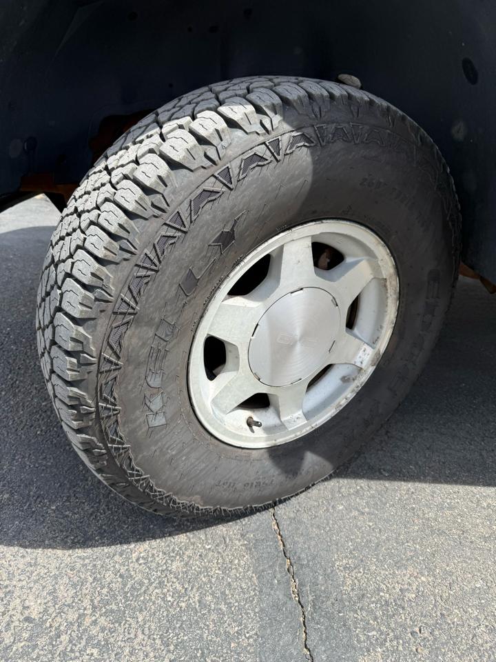 GMC Sierra 1500 SLE Ext. Cab Long Bed 4WD 2004