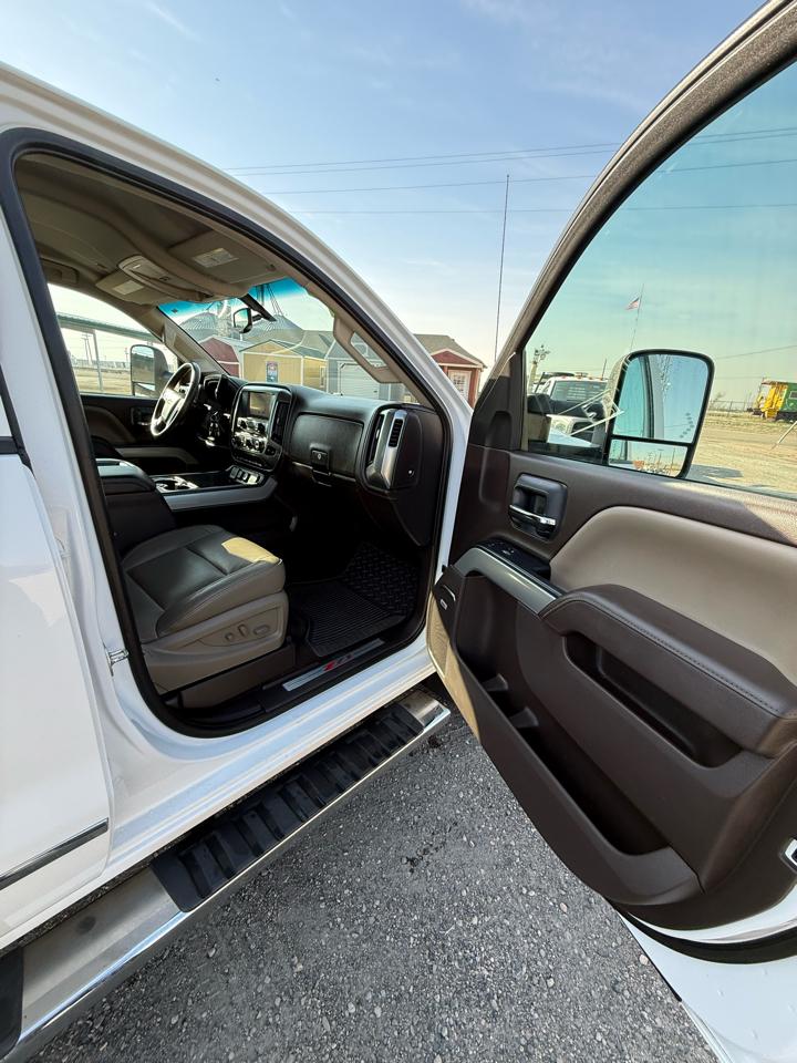 Chevrolet Silverado 2500HD LTZ Double Cab Short Box 4WD 2015