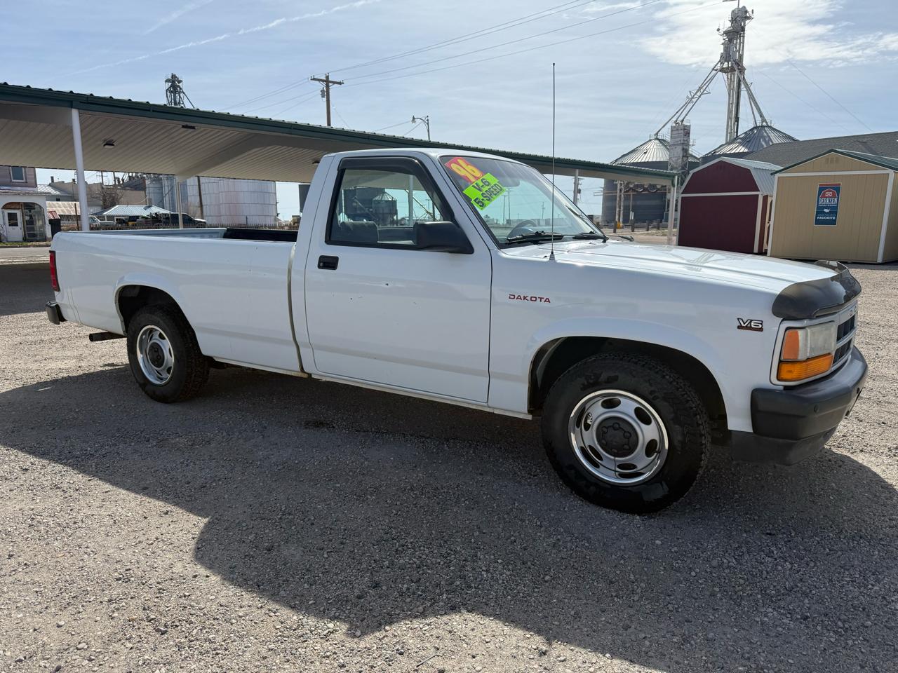 Dodge Dakota WS Reg. Cab 8-ft. Bed 2WD 1996