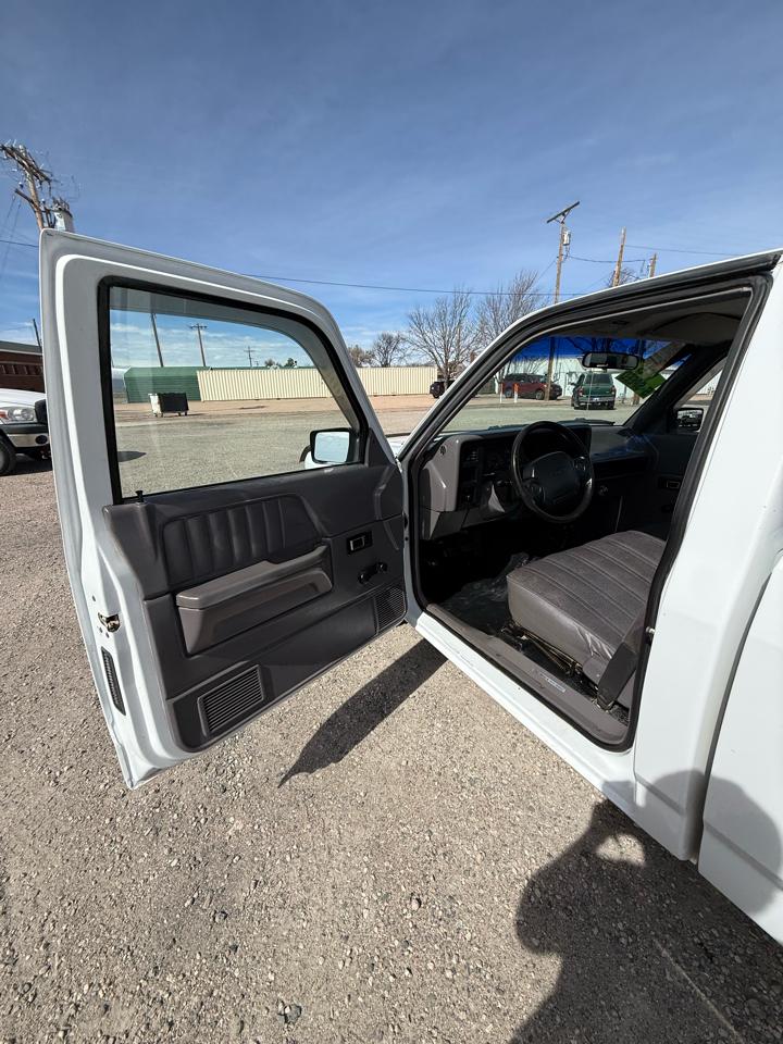 Dodge Dakota WS Reg. Cab 8-ft. Bed 2WD 1996