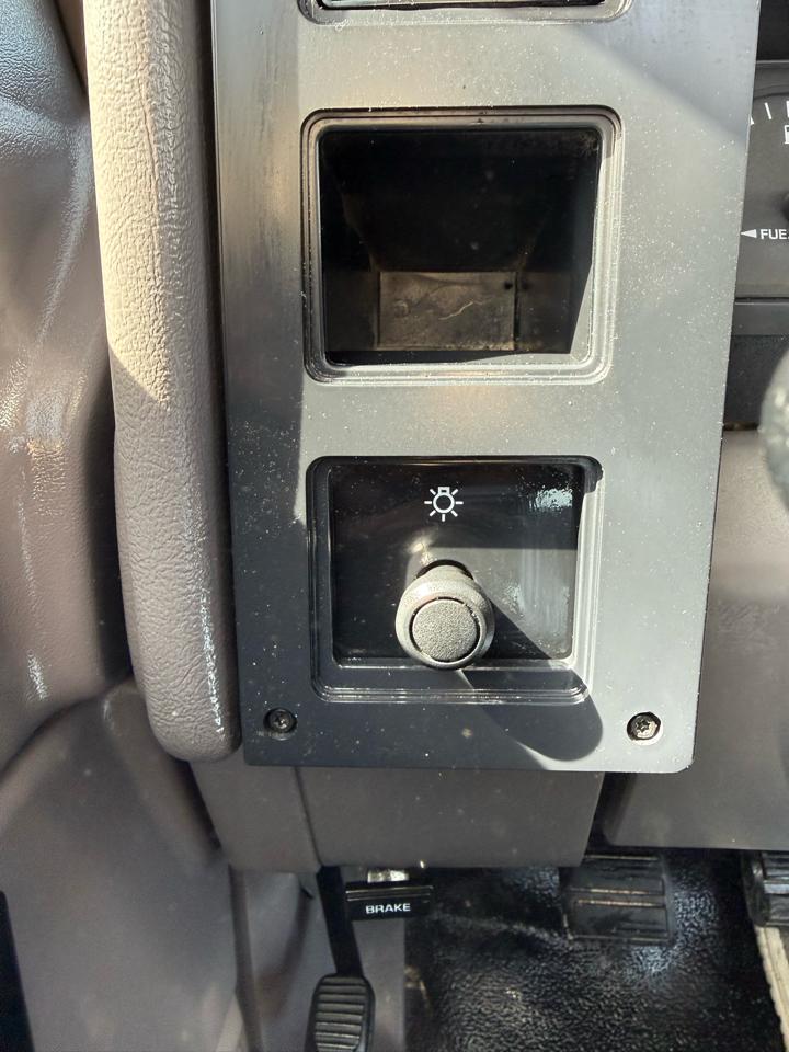 Dodge Dakota WS Reg. Cab 8-ft. Bed 2WD 1996