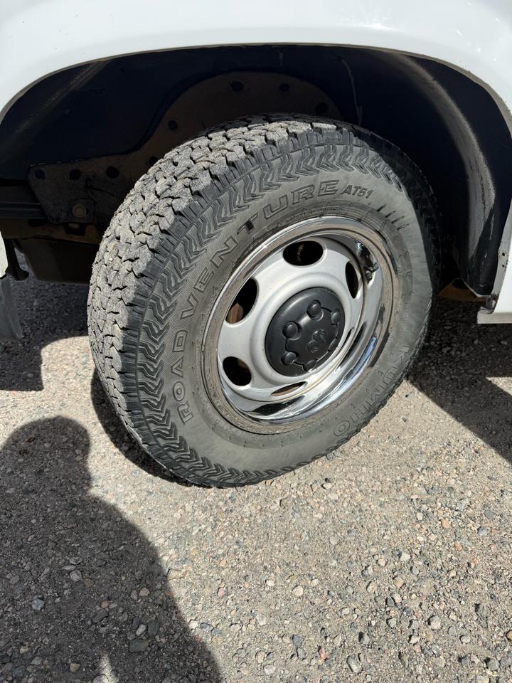 Dodge Dakota WS Reg. Cab 8-ft. Bed 2WD 1996