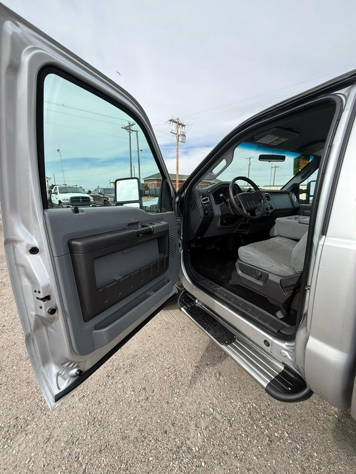 Ford F-350 SD XL 4WD 2012