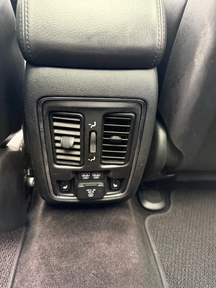 Jeep Grand Cherokee Summit 4WD 2016