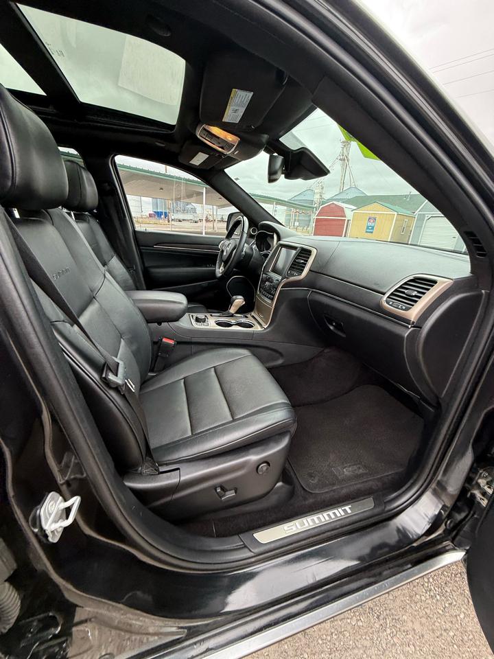 Jeep Grand Cherokee Summit 4WD 2016