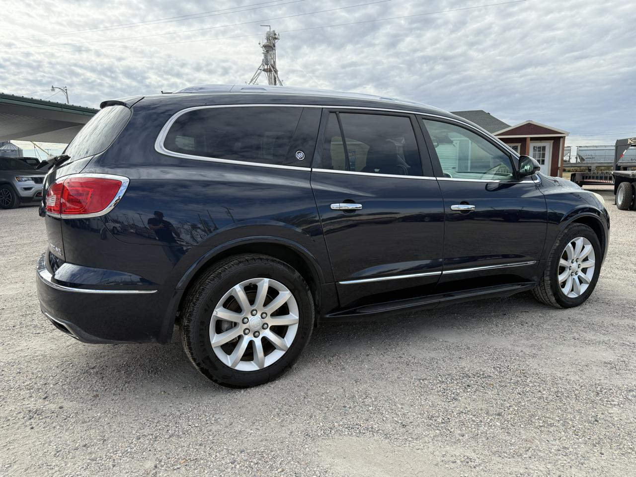 Buick Enclave AWD 4dr Premium 2016