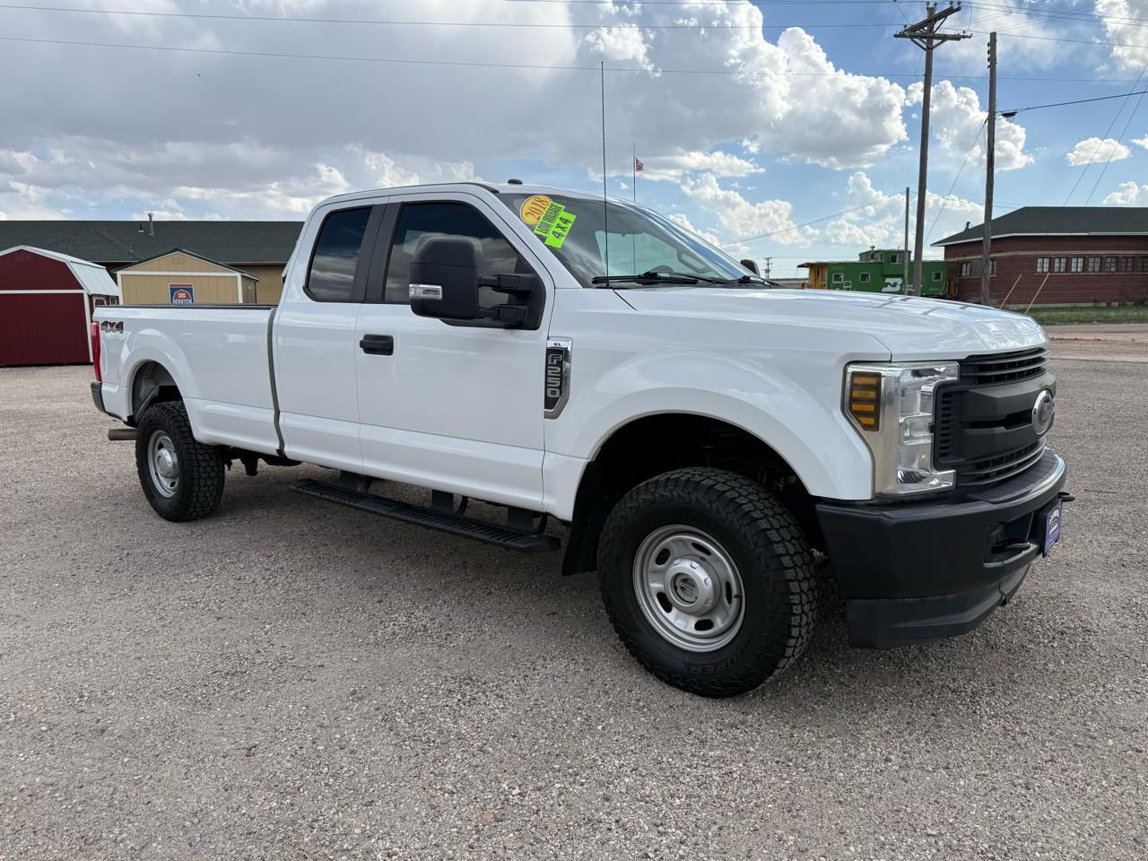 Ford F-250 SD XL SuperCab 4WD 2018