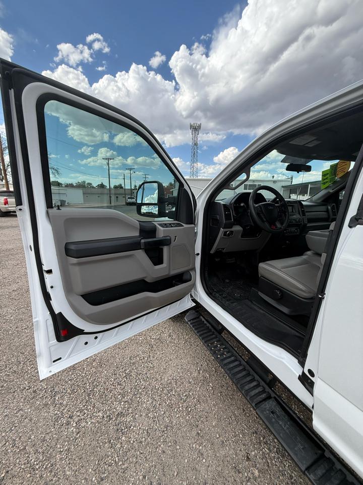 Ford F-250 SD XL SuperCab 4WD 2018