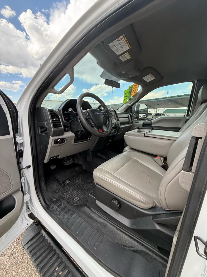 Ford F-250 SD XL SuperCab 4WD 2018