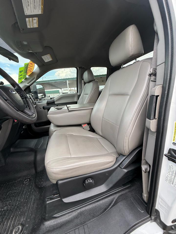Ford F-250 SD XL SuperCab 4WD 2018