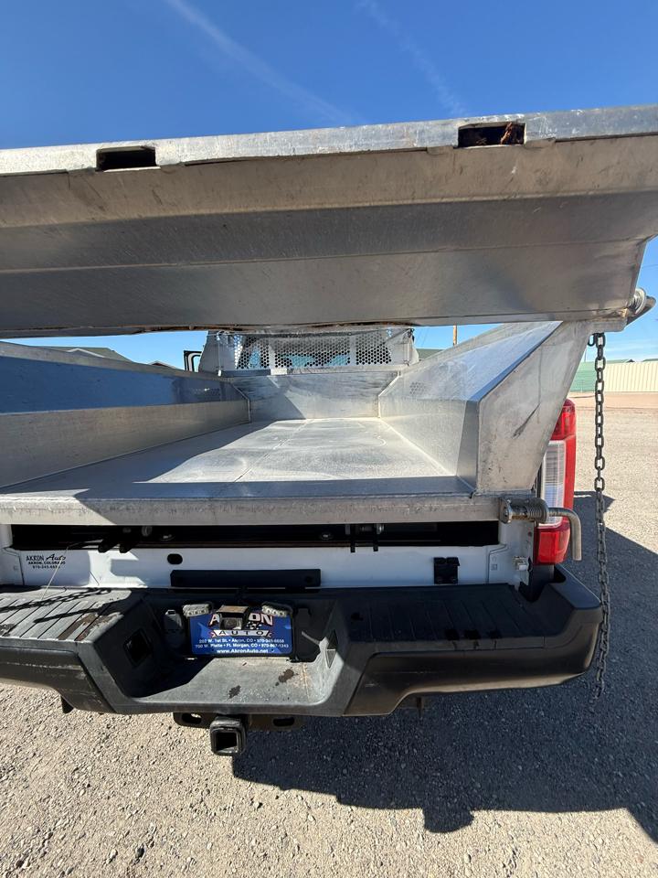 Ford F-250 SD XL SuperCab Long Bed 4WD 2017