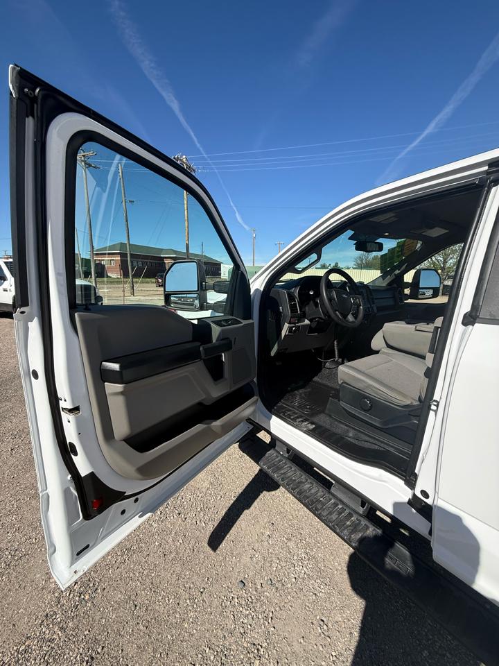 Ford F-250 SD XL SuperCab Long Bed 4WD 2017