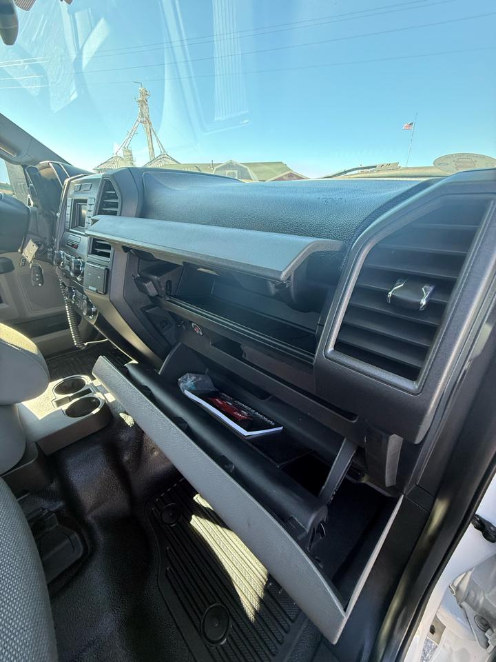 Ford F-250 SD XL SuperCab Long Bed 4WD 2017