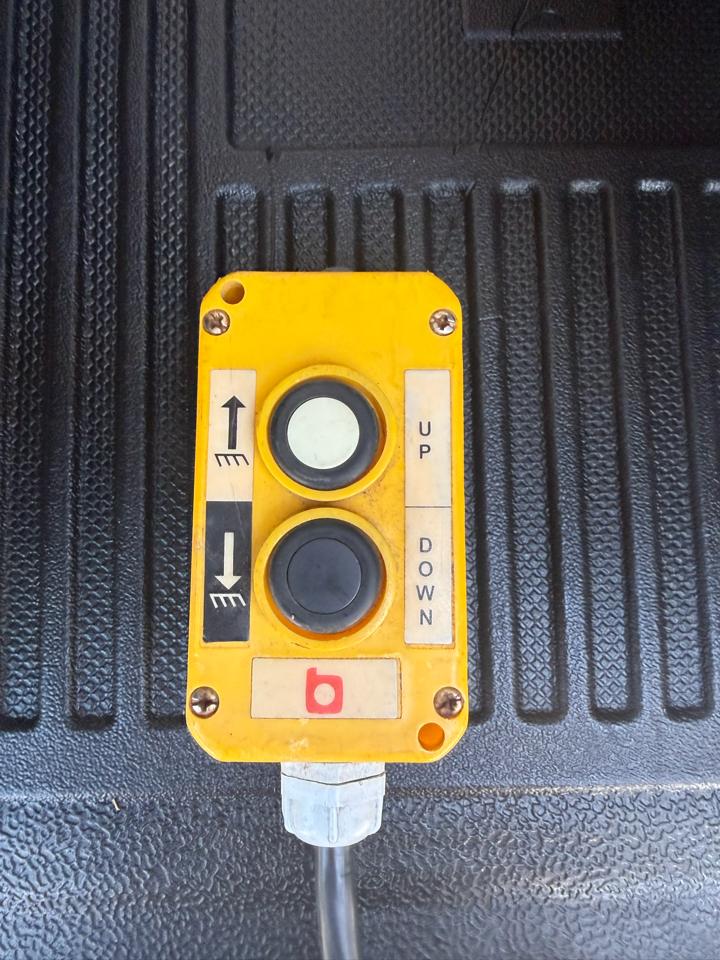 Ford F-250 SD XL SuperCab Long Bed 4WD 2017