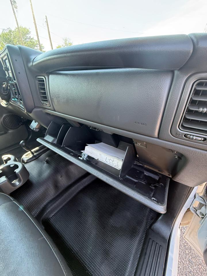 Chevrolet Silverado 2500HD Work Truck Long Bed 4WD 2004
