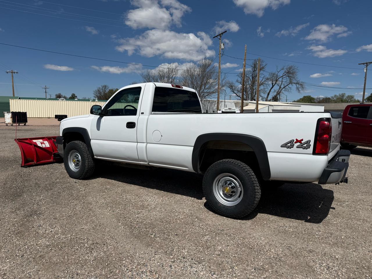 Chevrolet Silverado 2500HD Work Truck Long Bed 4WD 2004