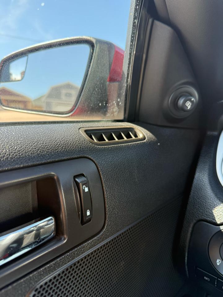 Ford Mustang V6 Coupe 2011