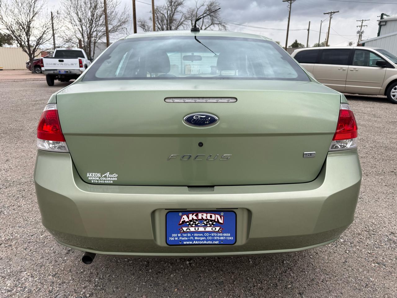 Ford Focus SE Sedan 2008